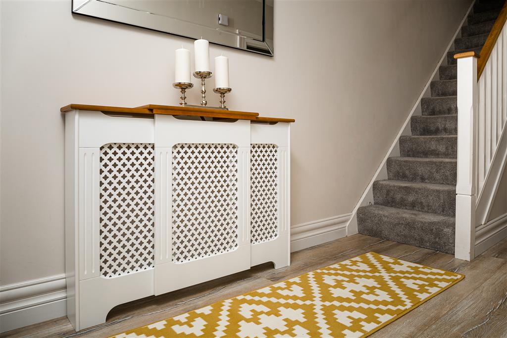 Classic Adjustable Radiator Cover