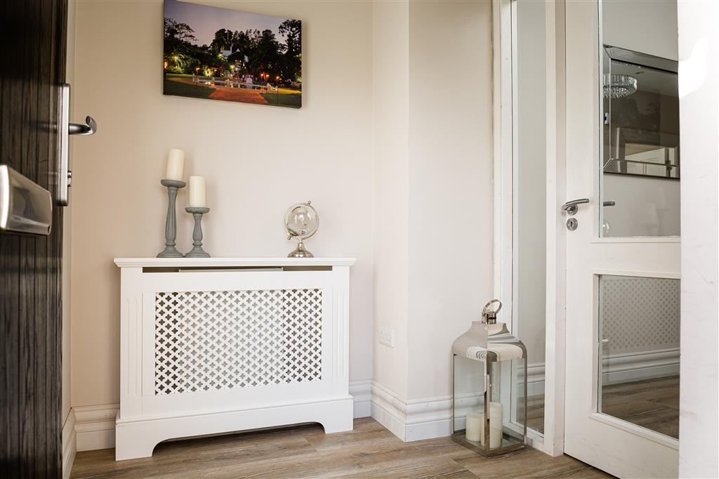 Georgian Radiator Cover