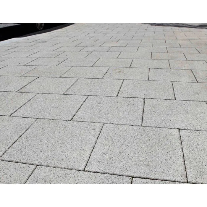 Newgrange Patio Slabs | Silver